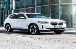 BMW’nin tamamen elektrikli modeli Yeni BMW iX3 Türkiye’de!