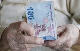 Emeklilere bayram ikramiyesi ödemeleri bugün başlıyor:...