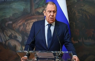 Lavrov: Batı Ukrayna'yı 'hibrit savaşı...
