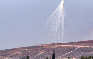 İsrail Lübnan'a beyaz fosfor bombasıyla saldırdı