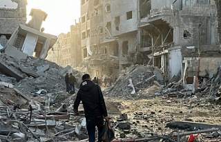 BM: İsrail Gazze'de 1,9 milyon kişiyi yerinden...
