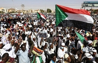 Sudan IGAD üyeliğini askıya aldı