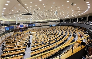 Avrupa Parlamentosu "Yapay Zeka Yasası"nı...