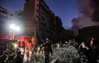 Beyrut'un merkezinde 2 patlama: 11 ölü, 48...