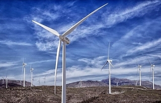 Türkiye'de 4 bin 360 türbinle rüzgardan enerji...