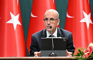 Bakan Şimşek: Cari açığın OVP hedefimizden daha...
