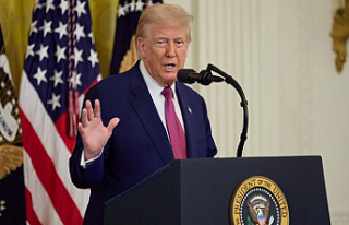 Trump: Rejim İran'ı tekrar büyük yapmıyorsa...