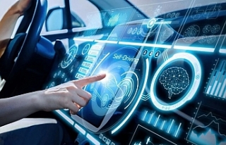 Arabalarda 2026’dan itibaren tuşlar geri gelecek:...