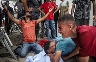 Soykırımcı İsrail'in Gazze'ye saldırılarında...