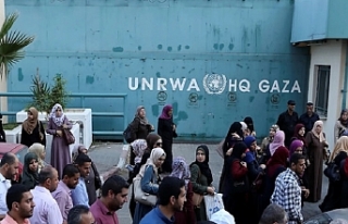 İsrail'in engellemesi nedeniyle UNRWA depolarında...