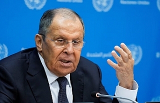 Lavrov: Putin ile Trump arasında zirvenin hazırlık...
