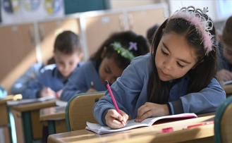 Eğitimde yeni müfredat hazırlığı: Kademeli olarak uygulanacak