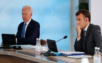 Macron ve Biden, Gazze'ye insani yardımın acil ulaştırılması gerektiğini ifade etti