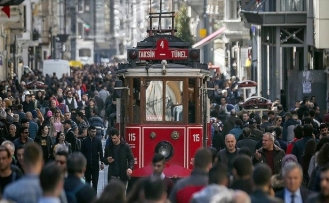Araştırma: Türkiye'nin en önemli gündemi 'ekonomi'