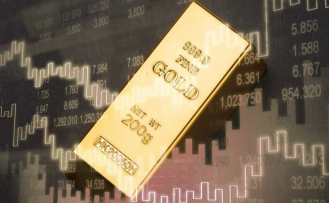 Altının ons fiyatı rekor yeniledi