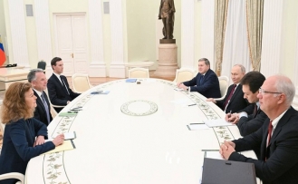 Kapalı kapılar ardında 5 saatlik görüşme: Trump'ın damadı, Putin ile aynı masada