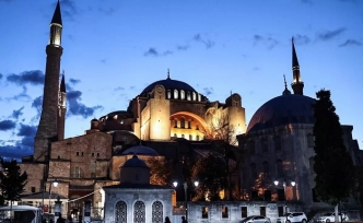 Üç aylar yarın başlıyor