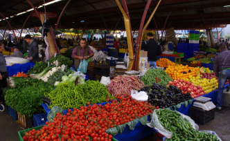 POLITICO anketi: Batı'da seçmen "Ekonomi kötüye gidiyor, siyaset çözüm üretmiyor" diyor
