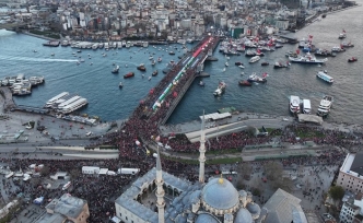 İstanbul'da büyük Gazze yürüyüşü: 520 bin kişi alanda