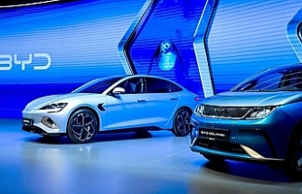 BYD’den elektrikli araç sektörünü altüst edecek hamle! Şarj hızı benzin almak kadar süratli oluyor