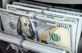 Cari açık şubatta 4,4 milyar dolar