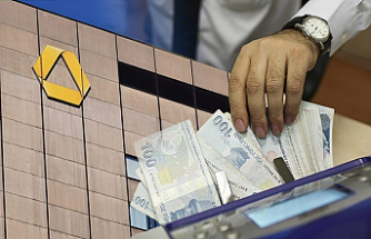 Commerzbank'tan kritik TL uyarısı! 'Merkez Bankası'nın faiz hamlesi Türk Lirası'nı kurtaramadı'