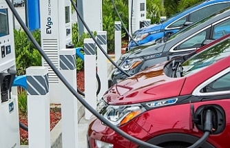 2030'da satılacak araçların yüzde 60'ı elektrikli olacak