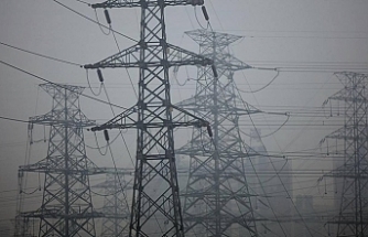 Bakan Bayraktar: Türkiye'nin elektrik iletim ve dağıtım hatlarında hiçbir sorun yok