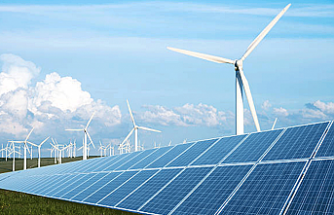 Ağustos'ta elektriğin yüzde 42'si rüzgar ve güneşten sağlandı
