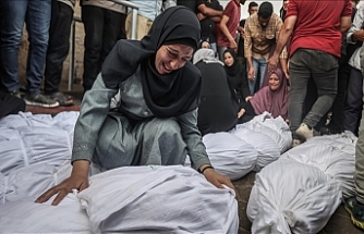 Katil İsrail'in Gazze'ye saldırılarında can kaybı 63 bin 633'e çıktı