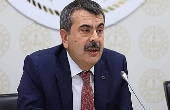 Bakan Tekin: Zorunlu eğitimi kısaltmaya yönelik rapor tamamlandı