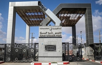 Gazze'nin "dünyaya açılan kapısı" Refah'ta belirsizlik sürüyor