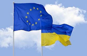 AB'den Ukrayna'ya hızlı üyelik sinyali: Tam haklar zamanla gelecek