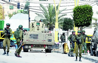 İşgalci İsrail ordusu 4 gün süren saldırıların ardından El Halil kentinin güneyinden çekildi