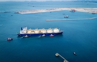 LNG ithalatı arttı: AB, Rusya'nın Ukrayna savaşını finanse mi ediyor?