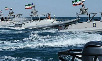 İran, Hürmüz Boğazı'nda askeri tatbikat başlattı