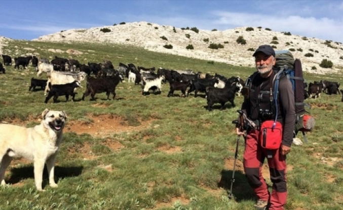 Yörüklerle 26 gün yürüyerek göç yolunu kaydetti