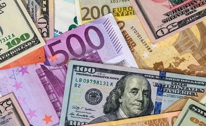 Dolar ve euroda sakin seyir