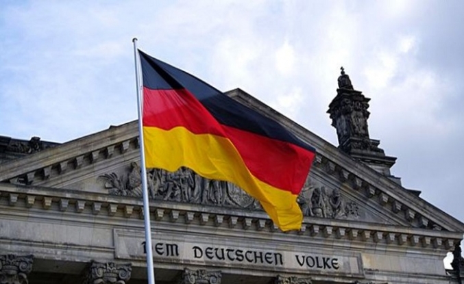 Bundesbank, Alman ekonomisinde resesyon ve çift haneli enflasyon bekliyor