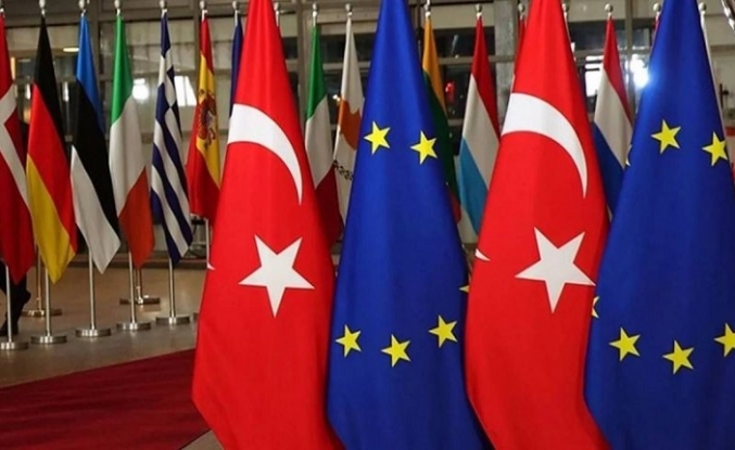AB'den deprem nedeniyle Türkiye'ye 1 milyar euroluk destek taahhüdü
