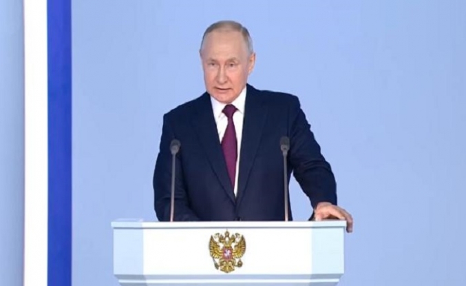 Putin: Rusya yaptırım savaşıyla karşı karşıya