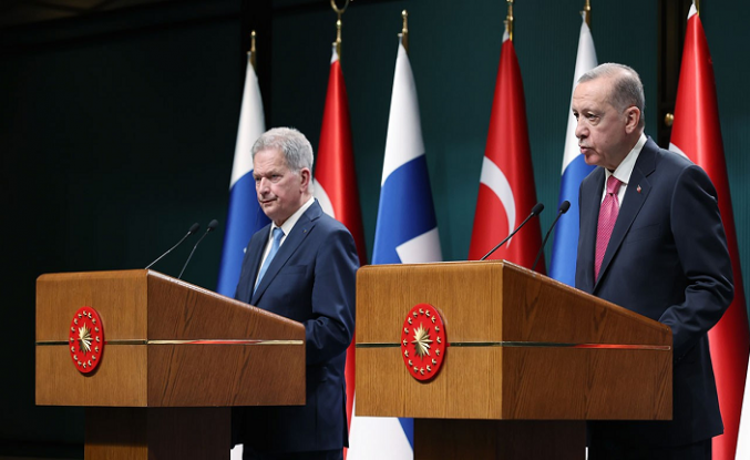 Türkiye Finlandiya'nın NATO üyeliğini onayladı