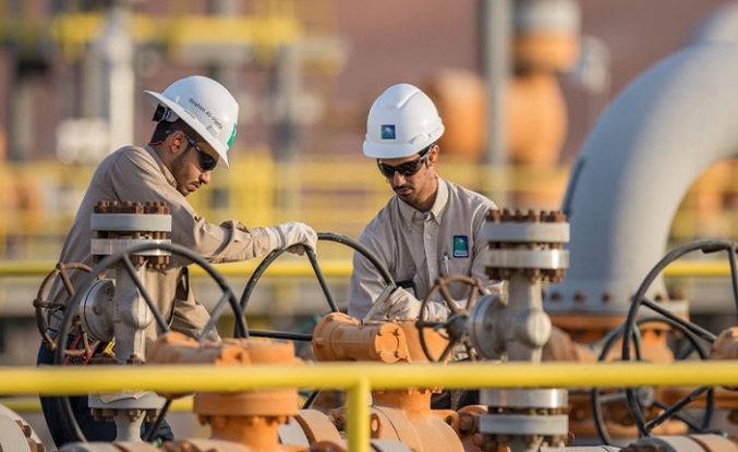 Petrol fiyatlarının yönünü Suudi Arabistan'ın arz kararı belirleyecek