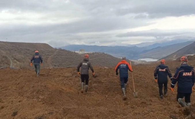 AFAD: Maden sahasında kurtarma çalışmaları aralıksız sürüyor