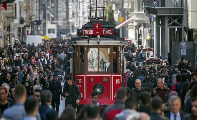 Araştırma: Türkiye'nin en önemli gündemi 'ekonomi'