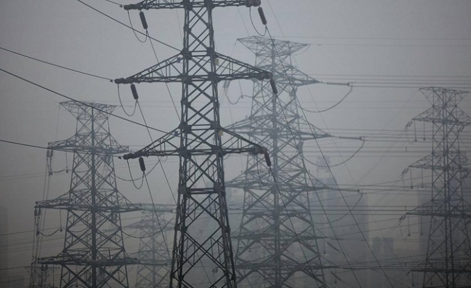 Bakan Bayraktar: Türkiye'nin elektrik iletim ve dağıtım hatlarında hiçbir sorun yok