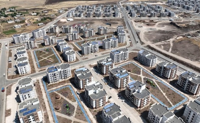 Bakan Şimşek, Bakan Kurum’un 500 bin sosyal konut üretme planını açıkladı