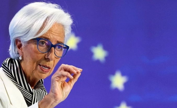 Avrupa Merkez Bankası büyümeye yönelik risklerin azaldığı görüşünde