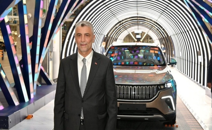 Bakan Bolat duyurdu: Almanya'ya ilk partide 100 adet Togg otomobil ihraç edildi