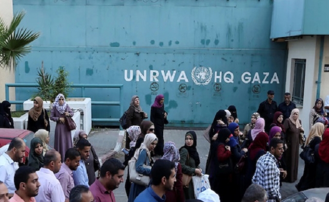İsrail'in engellemesi nedeniyle UNRWA depolarında Gazze'ye aylarca yetecek gıda bekliyor